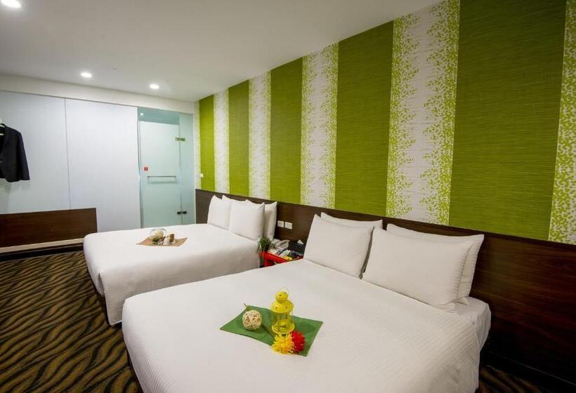 Perhehuone, 6  Wannien