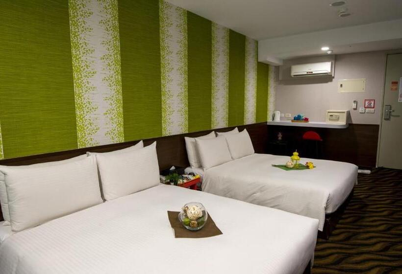 Perhehuone, 6  Wannien