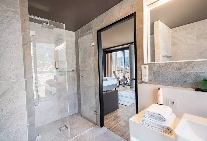 اتاق لوکس, Adlers Hotel Innsbruck
