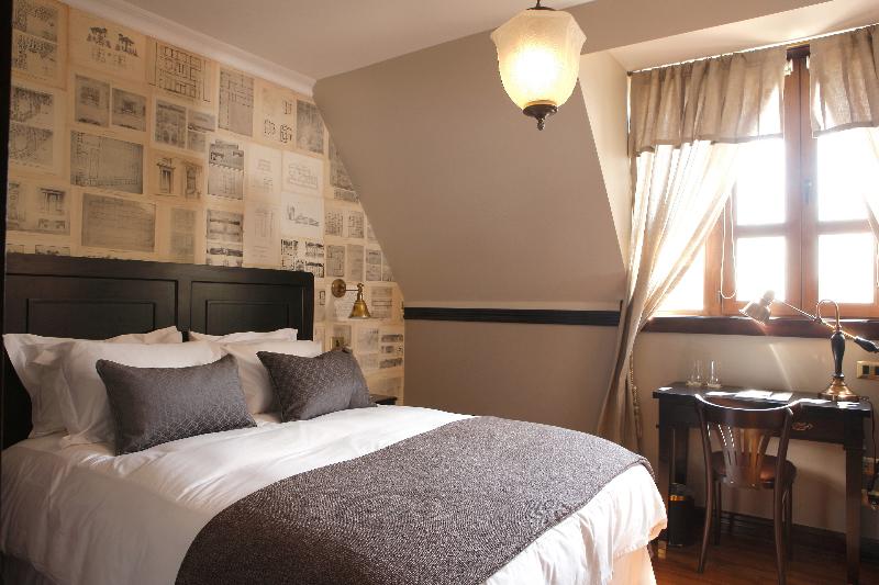 اتاق کلاسیک, Boutique Castillo Rojo