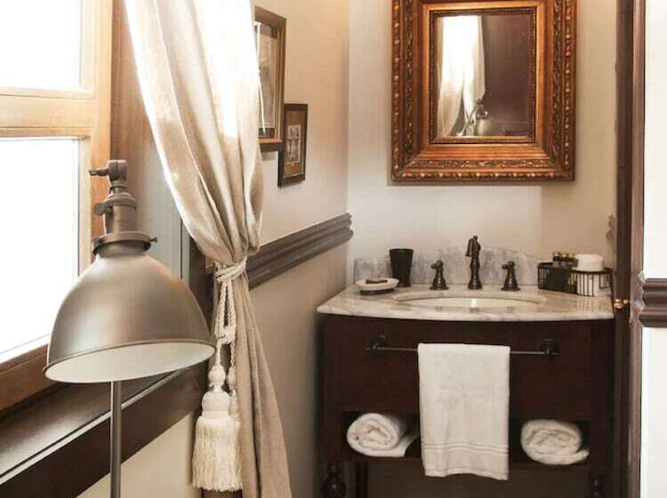 اتاق کلاسیک, Boutique Castillo Rojo