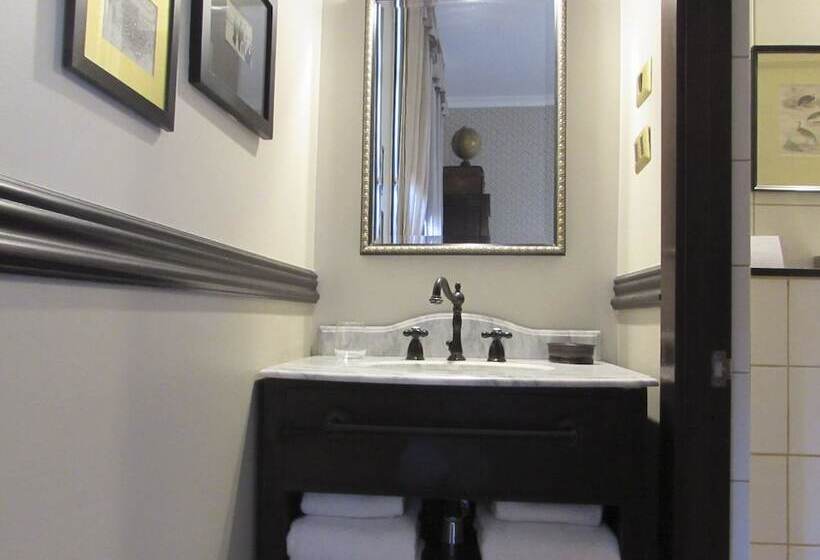 اتاق کلاسیک, Boutique Castillo Rojo