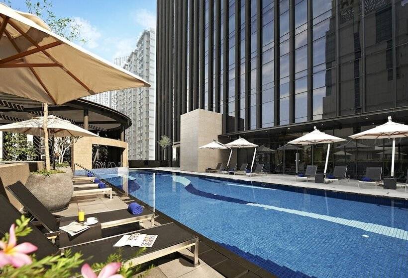 اتاق کلاب, Carlton City Hotel Singapore