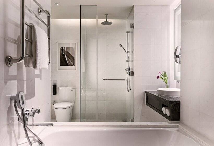 سوییت, Carlton City Hotel Singapore