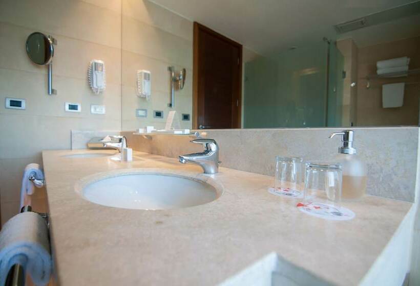 סוויטה דלוקס, Enjoy Vina Del Mar