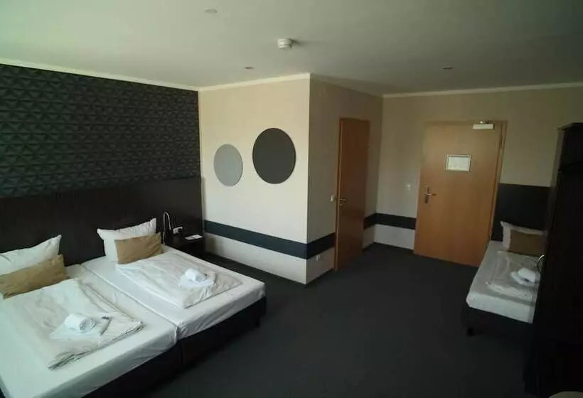 Habitación Triple Estándar, Gs