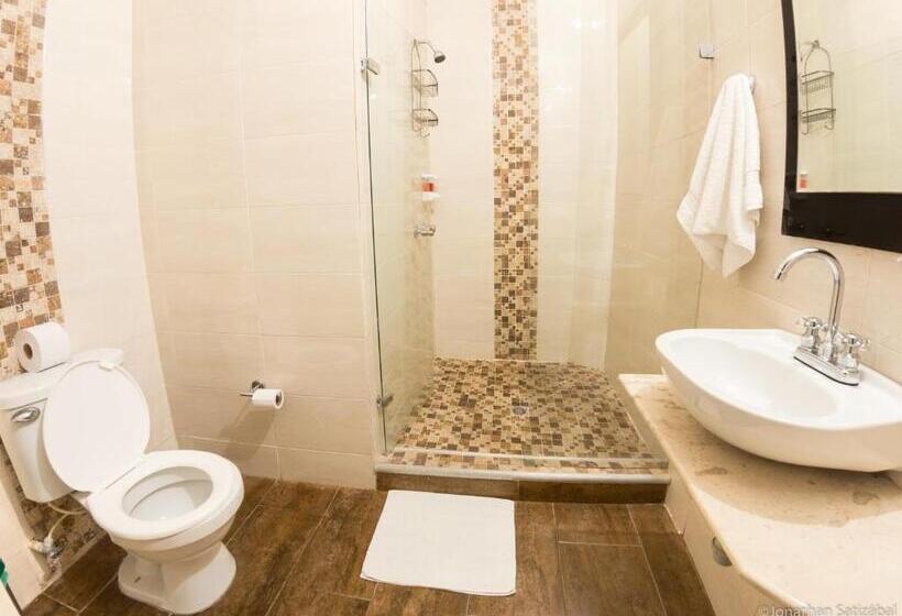 اتاق استاندارد, 61prado