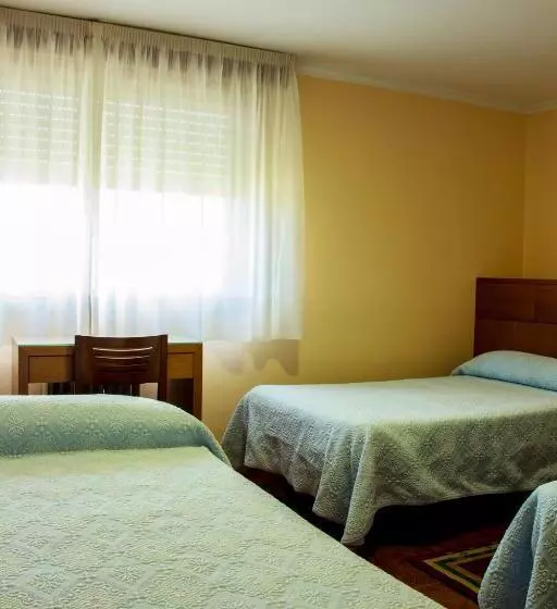 اتاق استاندارد سه نفره, Mabú