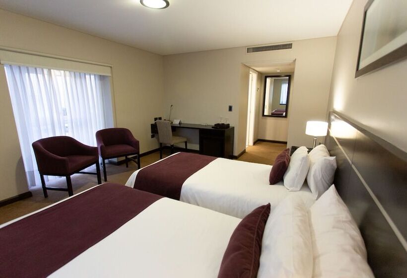 수피리어 룸, Neuquén Tower