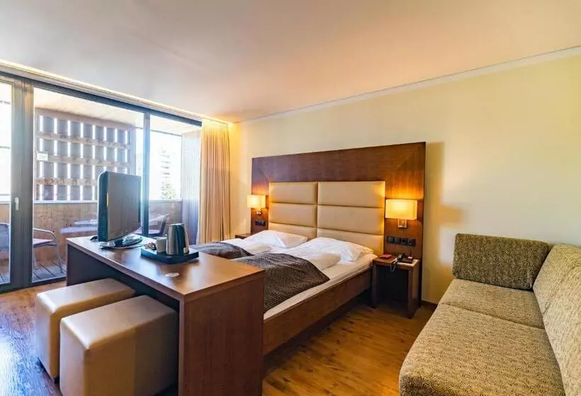 スーペリアトリプルルーム, Sonne 1806   Hotel Am Campus Dornbirn