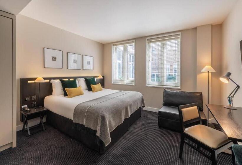 غرفة سوبيريور سرير كينج, The Resident Soho