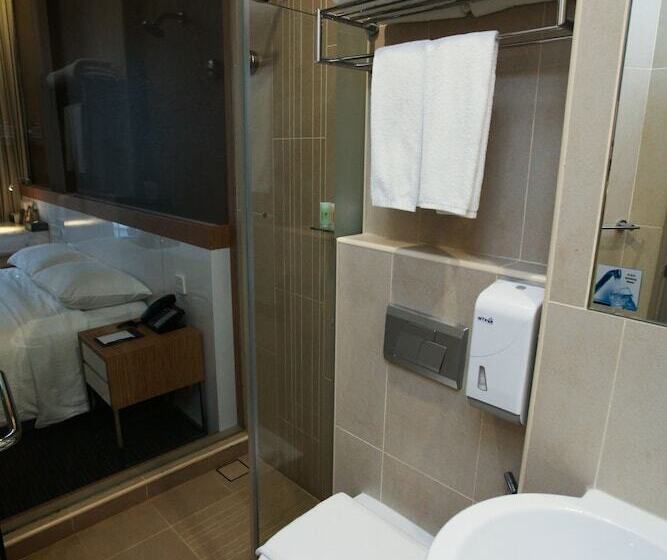 اتاق سوپریور, The Seacare