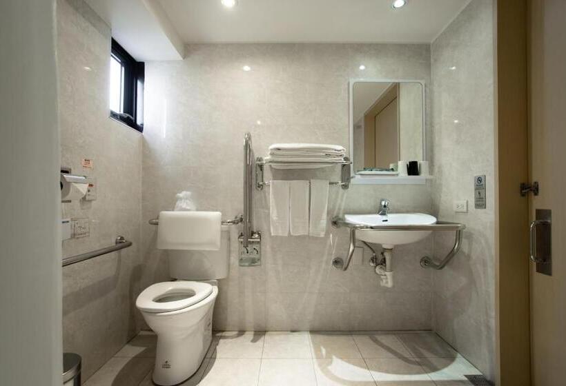 اتاق استاندارد سه نفره, Hub Hotel   Songshan Airport Branch