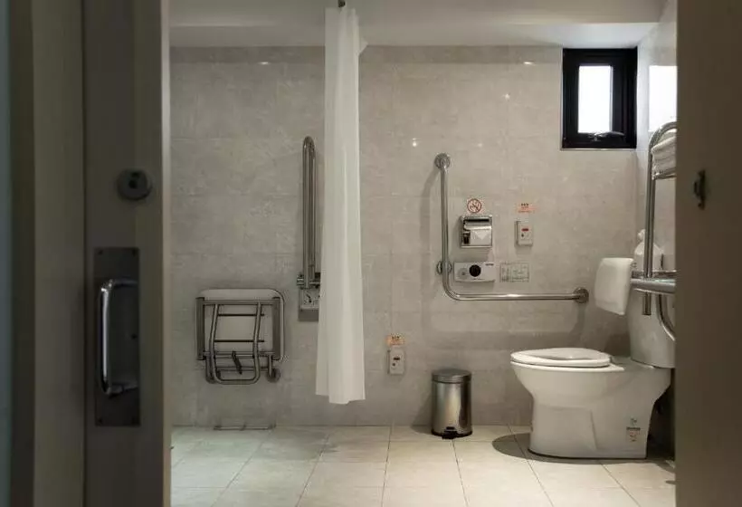 اتاق استاندارد سه نفره, Hub Hotel   Songshan Airport Branch