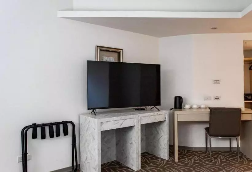 اتاق استاندارد سه نفره, Hub Hotel   Songshan Airport Branch