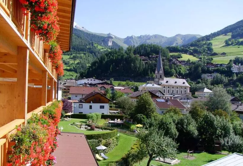 スイート, Naturhotel Outside