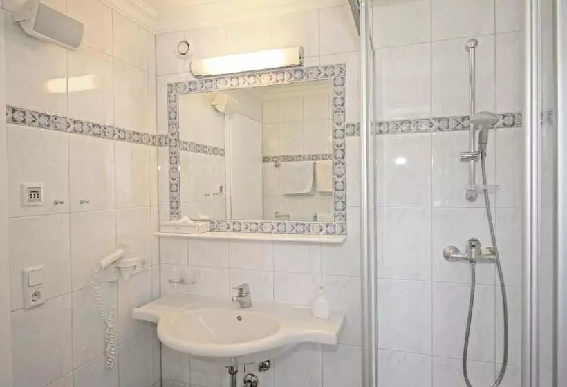 سوییت, Pension Sonnleiten