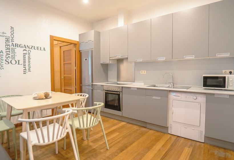 آپارتمان 2 خوابه, Smartr Madrid Atocha