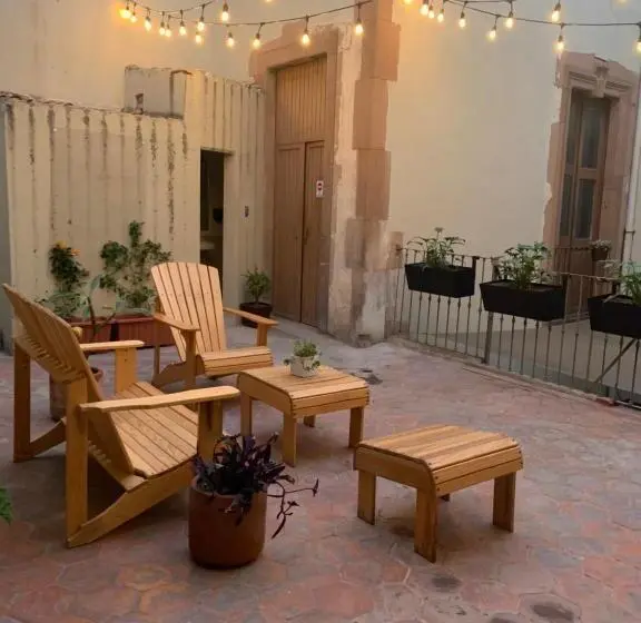 اتاق خانوادگی با سرویس بهداشتی مشترک, Iturbide500 Hostal