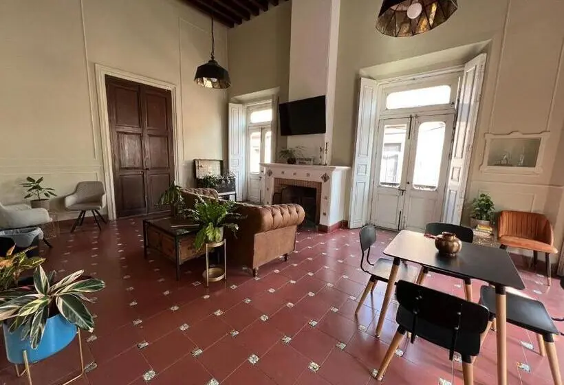 اتاق خانوادگی با سرویس بهداشتی مشترک, Iturbide500 Hostal