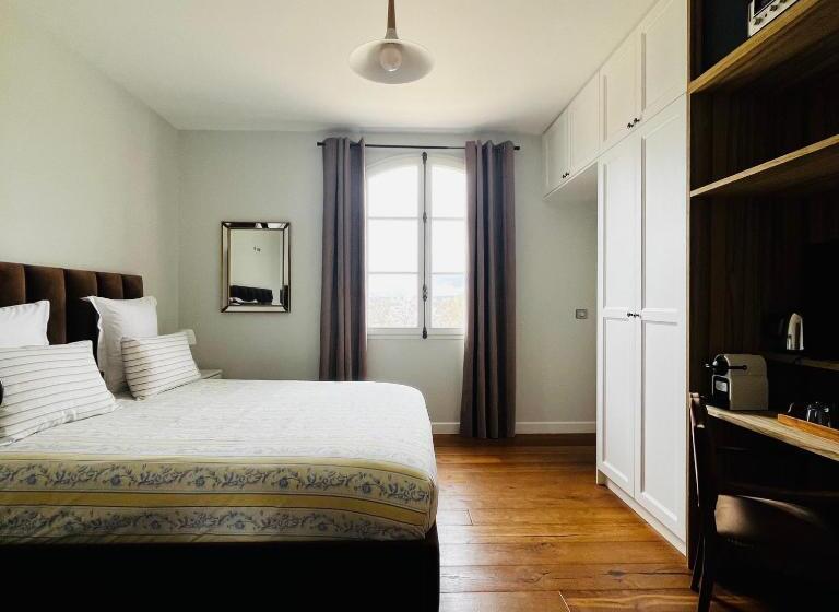 ガーデンビュースタンダードルーム, La Soleillade Aixoise