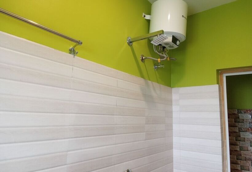 חדר דלוקס, Resort Neel Nirjan !! Best Family Resort In Bolpur Santiniketan With Swimming Pool !!