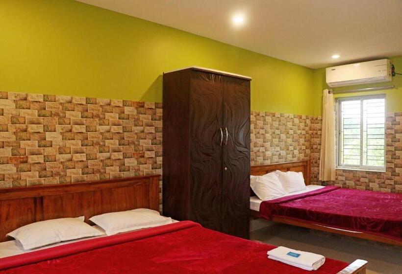 חדר משפחתי דלוקס, Resort Neel Nirjan !! Best Family Resort In Bolpur Santiniketan With Swimming Pool !!