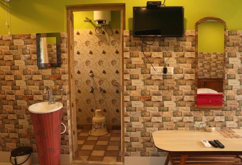 Семейный Номер Deluxe, Resort Neel Nirjan !! Best Family Resort In Bolpur Santiniketan With Swimming Pool !!