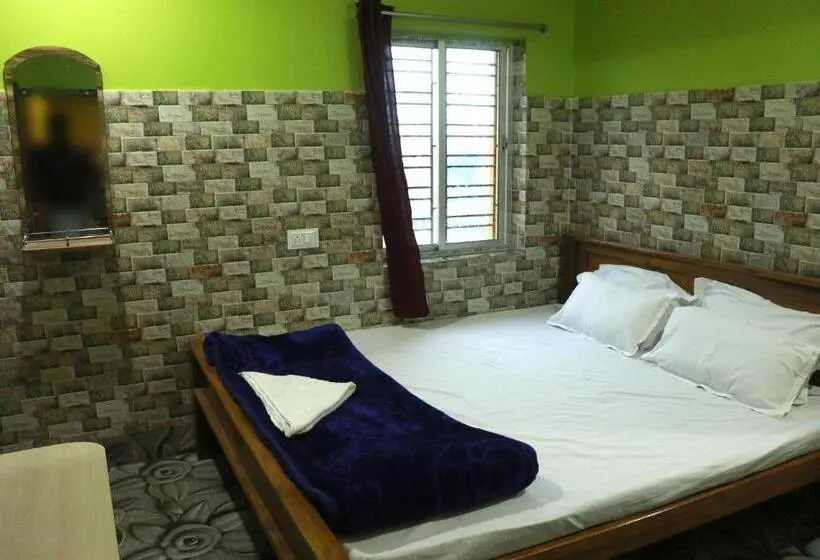 エコノミールーム, Resort Neel Nirjan !! Best Family Resort In Bolpur Santiniketan With Swimming Pool !!