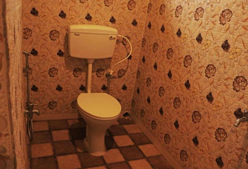 Номер Economy, Resort Neel Nirjan !! Best Family Resort In Bolpur Santiniketan With Swimming Pool !!