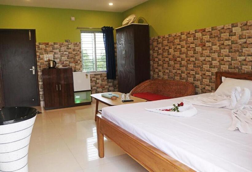 Номер Deluxe, Resort Neel Nirjan !! Best Family Resort In Bolpur Santiniketan With Swimming Pool !!