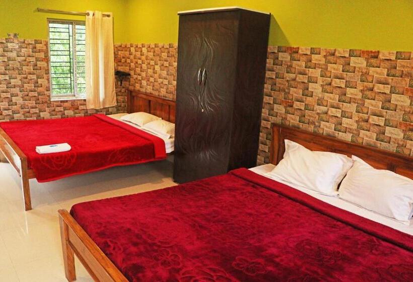 Семейный Номер Deluxe, Resort Neel Nirjan !! Best Family Resort In Bolpur Santiniketan With Swimming Pool !!