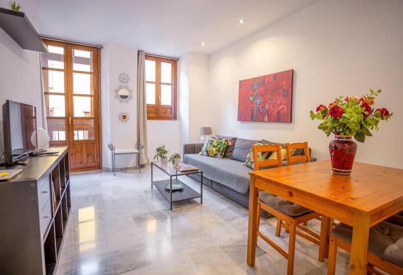 آپارتمان 1 خوابه با بالکن, Apartamentos Granata