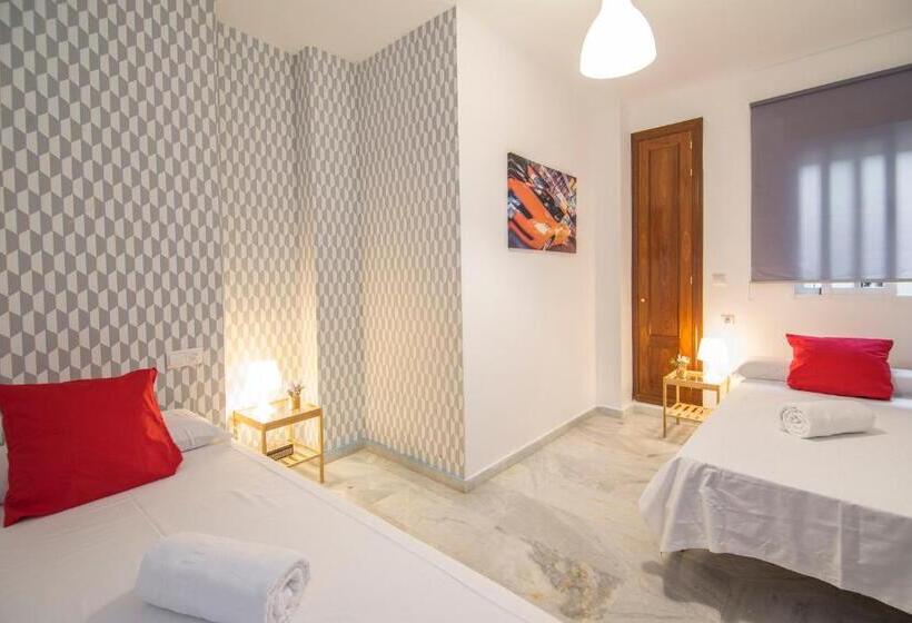 آپارتمان 1 خوابه با چشمانداز استخر, Apartamentos Granata