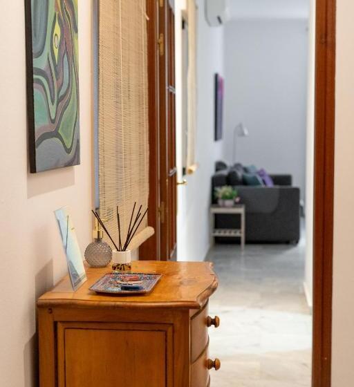 آپارتمان 1 خوابه با چشمانداز استخر, Apartamentos Granata