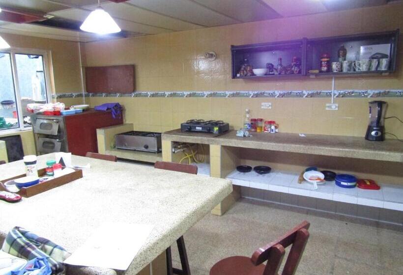 غرفة قياسية فردية حمام مشترك, El Peregrino