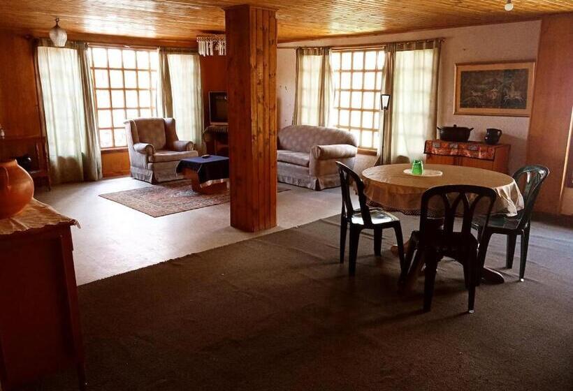 غرفة قياسية مطلة على الجبل, El Peregrino