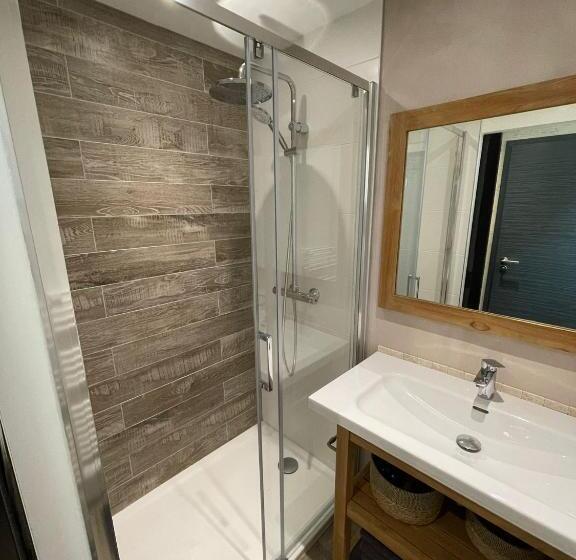 디럭스 4인 룸, Maison D Hôtes L Atelier Du Charmois