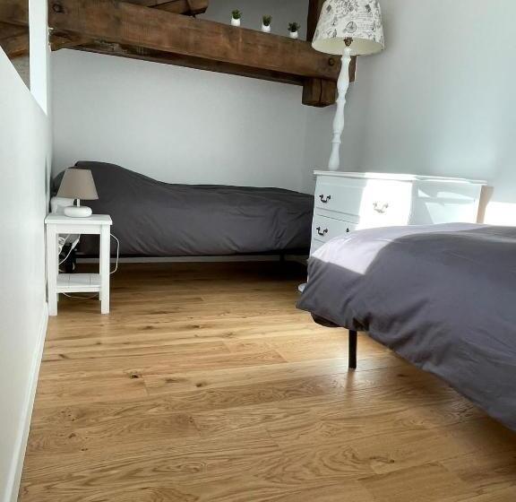 디럭스 4인 룸, Maison D Hôtes L Atelier Du Charmois