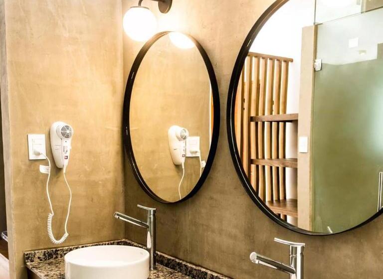 豪华房间, Favre Suites