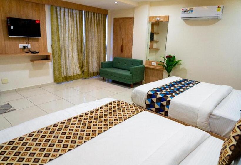 חדר סטנדרט, Lee Grand