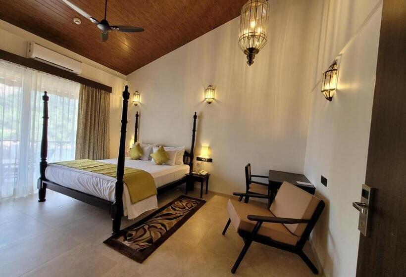 جناح, Mastiff Grand La Villae