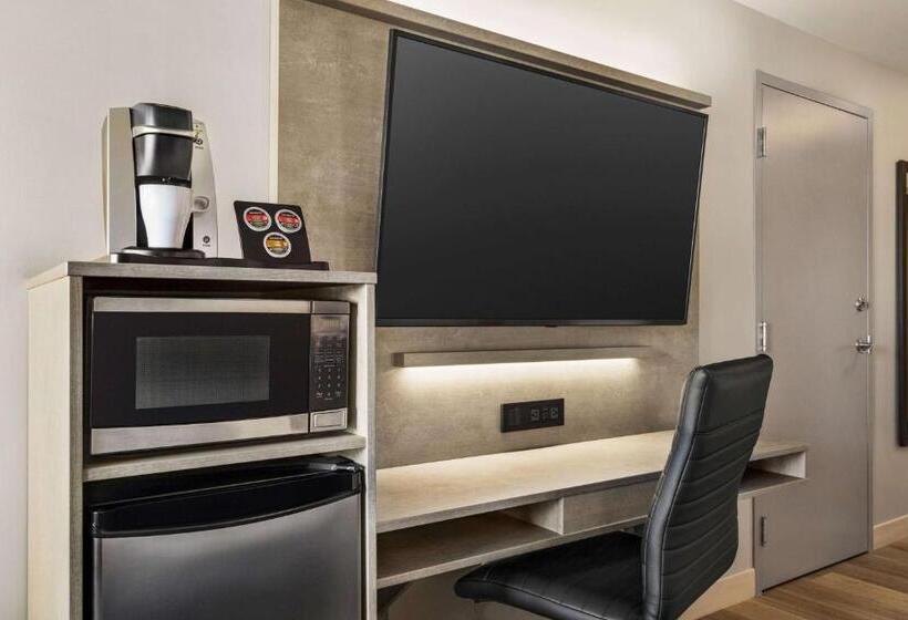 장애인을 위한 스탠다드 룸, Microtel Inn & Suites Dorval Qc