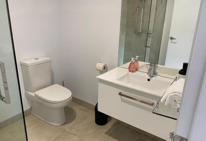 Люкс Deluxe Кровать Кинг, Fitzroy Bnb 39b Whangapoua Road