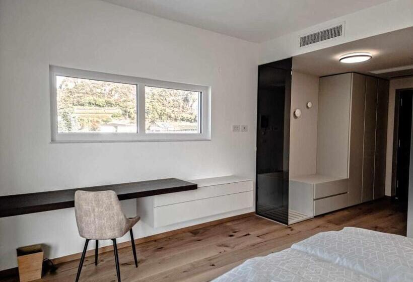 غرفة قياسية, Pitla Cuna Eco Relais