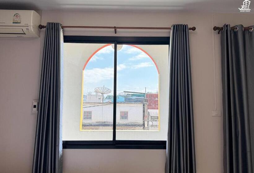 Семейный Номер, Jacky Chan