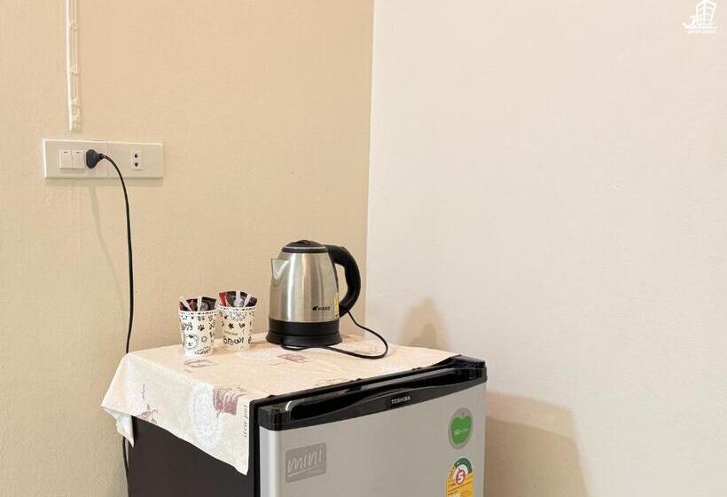 Номер Deluxe, Jacky Chan