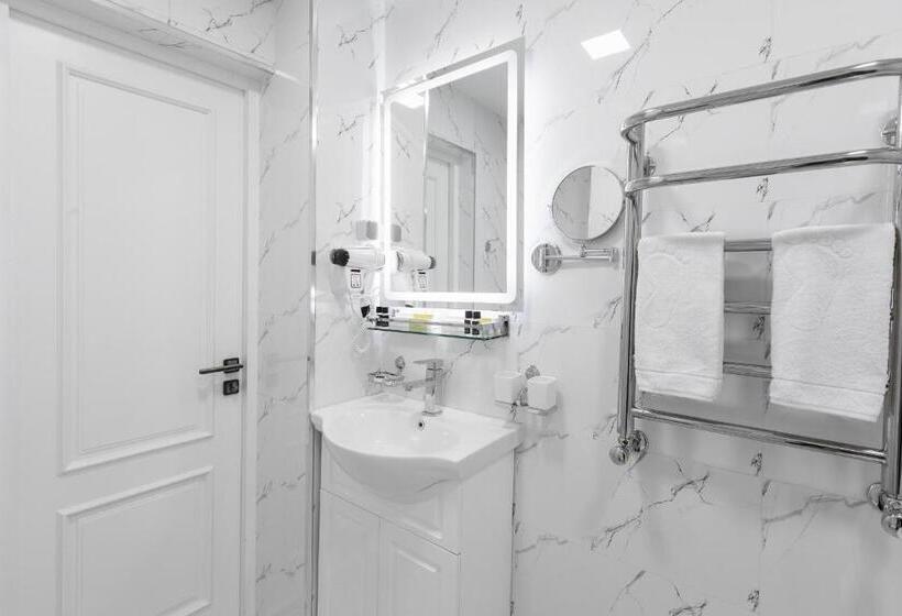 Deluxe Stúdió Szoba, Roadside By Khorrot