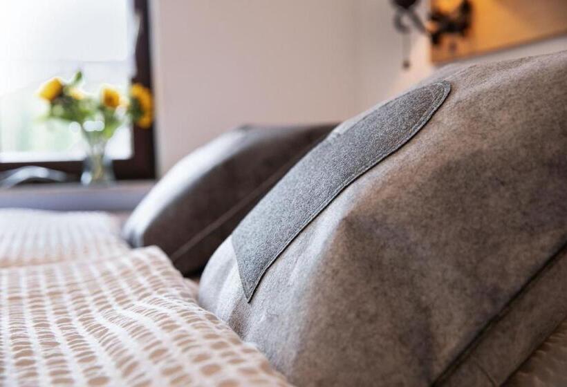 标准间, Finkenhof