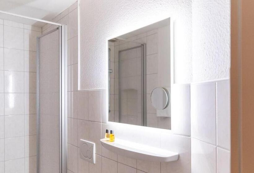 标准间, Finkenhof